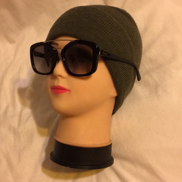 Prada Women Sunglasses - Picture 2 of 8